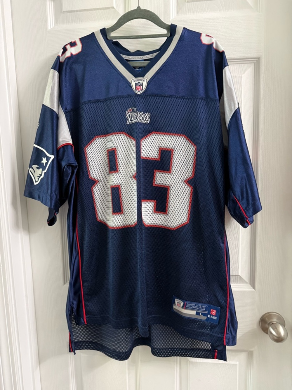 New England Patriots Wes Welker #83 NFL Jersey Size L NFL Equipment NE Pats